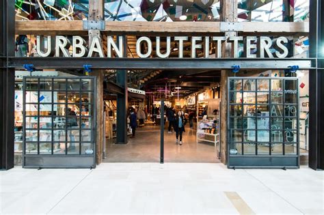 davis v urban outfitters|urban outfitters lawsuit.